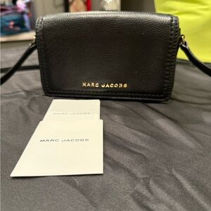 Marc Jacobs Black Groove Leather Mini Bag Crossbody with Gold Hardware